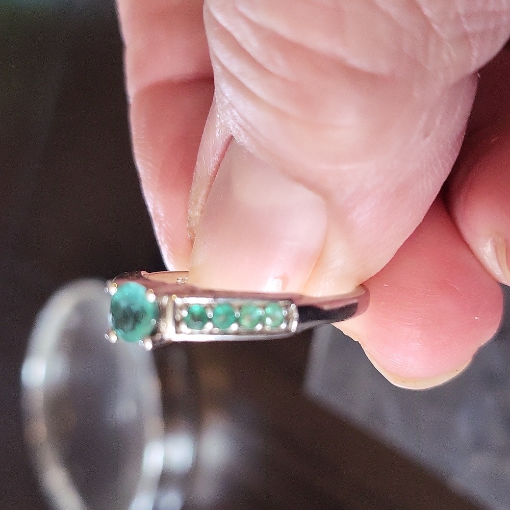 Emerald Ring Size 8 - Picture 3 of 4